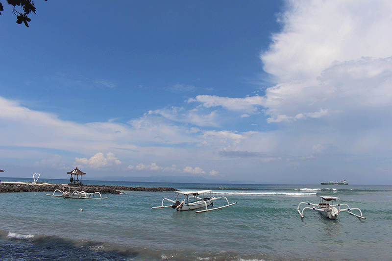 candi dasa beach in east bali