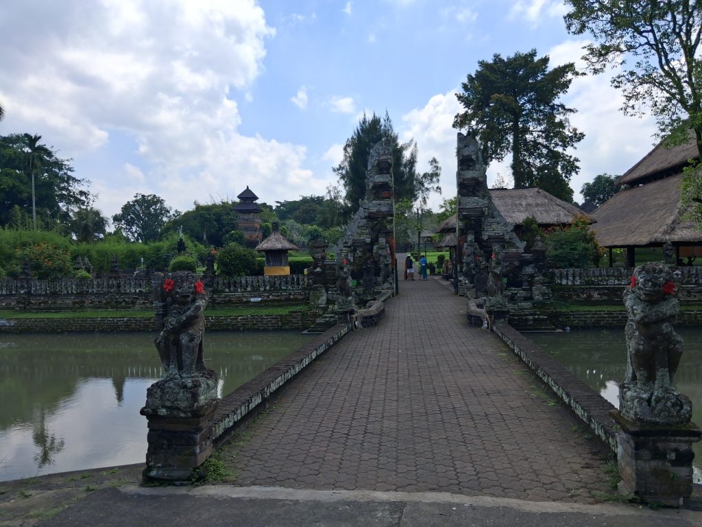 taman ayun temple mengwi bali